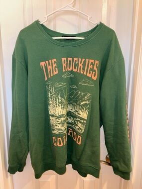 Green 'The Rockies' Crewneck Sweater